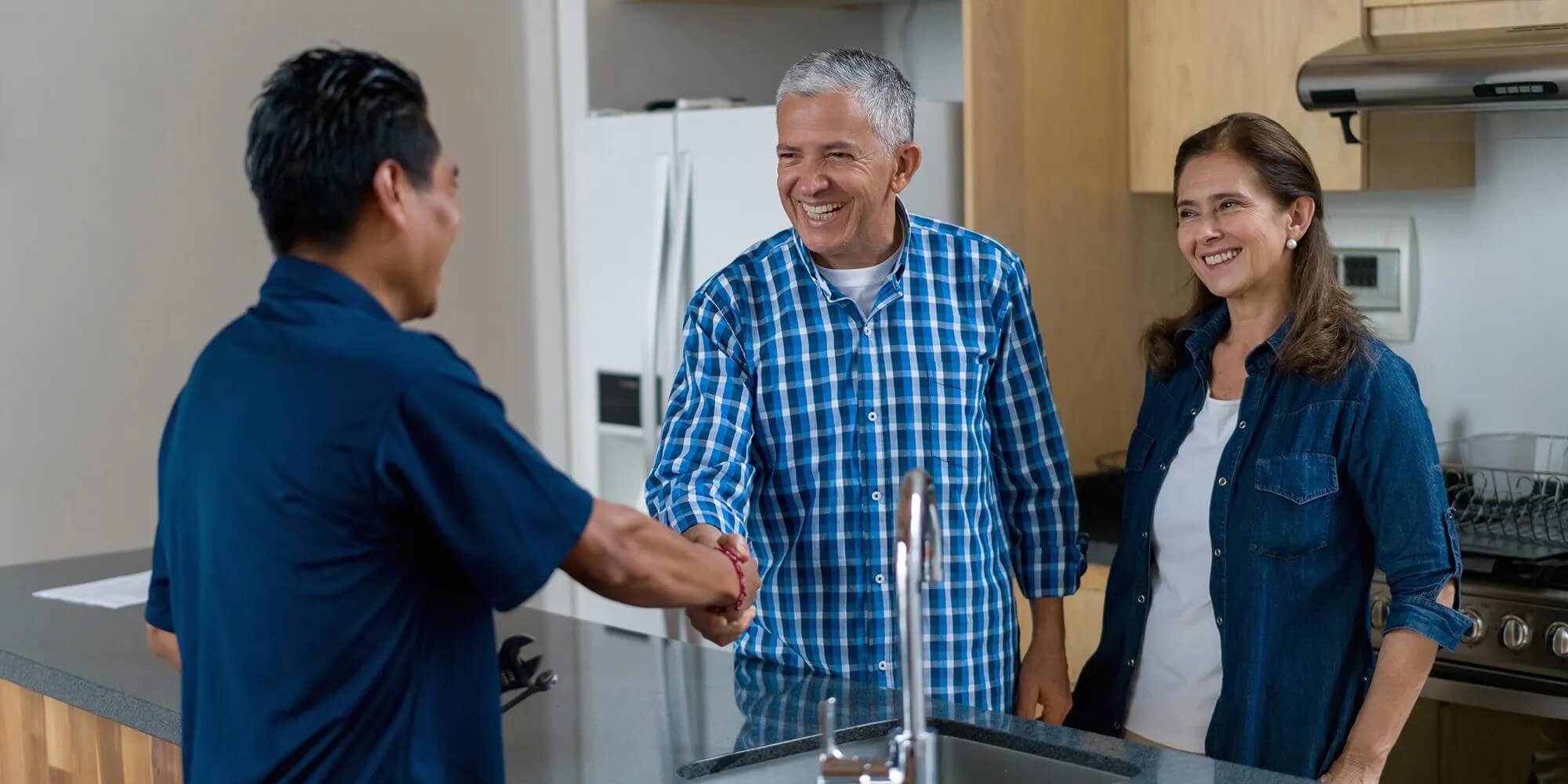contractor shaking customers hand