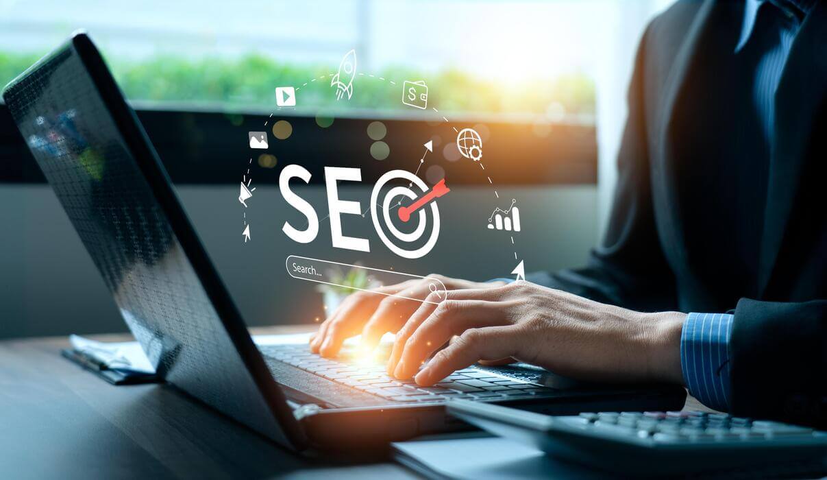 seo campaign with laptop